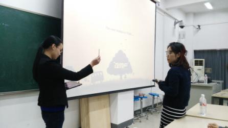 F:\草榴
草榴
\系里\系里开会报告\新建文件夹\IMG_20150410_100638.jpg